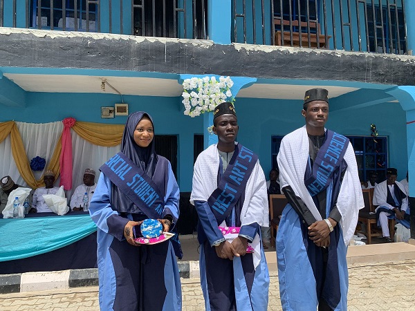 We are proud to present our top-performing students.